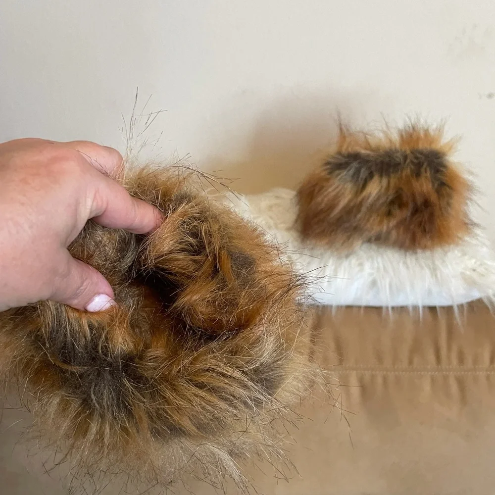 Donna salyers boot furs - Picture 3 of 3